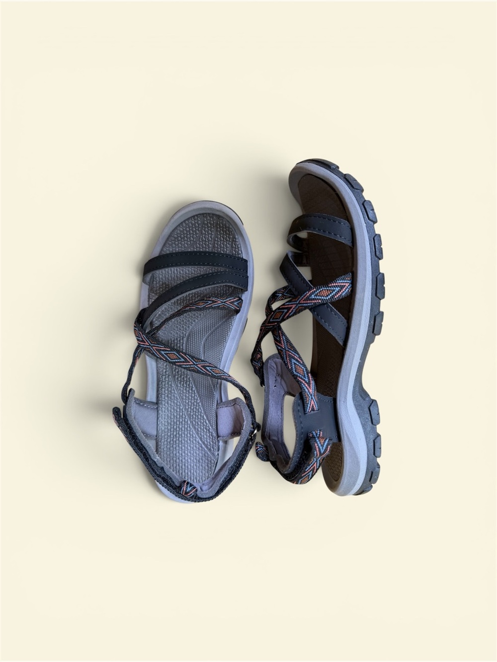 Women’s Outdoor Strappy Sport Sandals in Black with Red and Blue Design